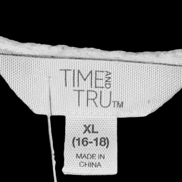 Time & Tru White v neck sweater size Xl nwot - Picture 3 of 6